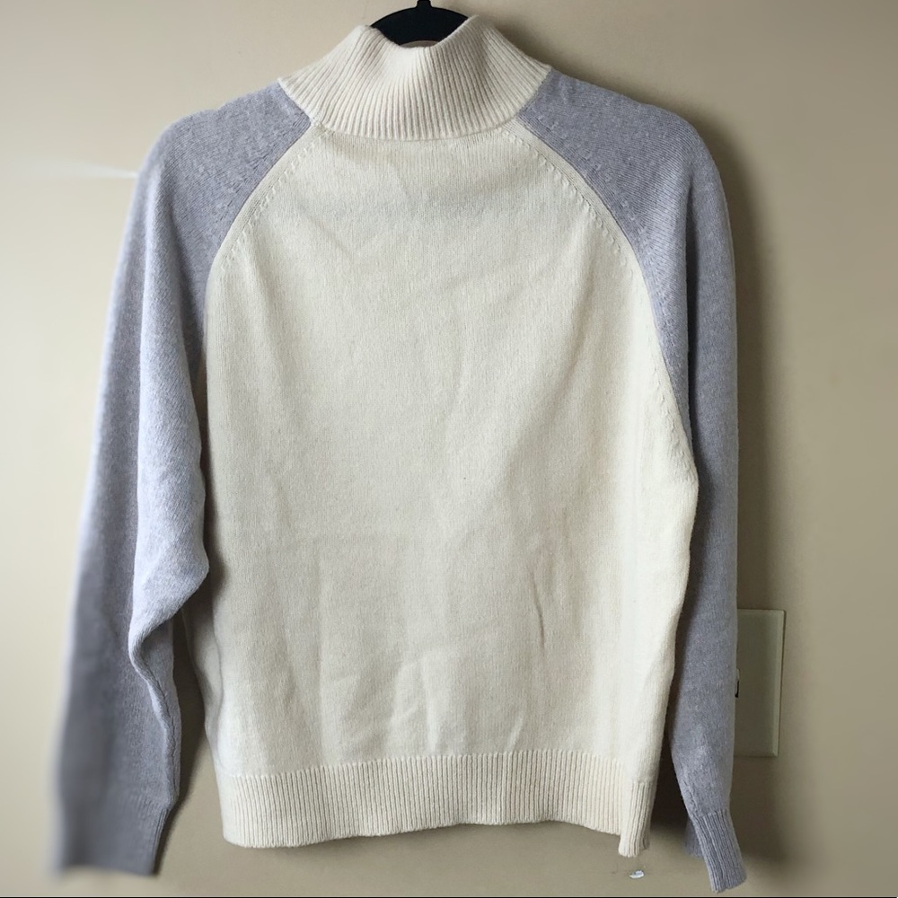 Club Monaco Colourblock Sweater - Picture 3 of 4